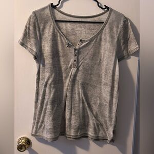 American Eagle Outfitters Camo Short Sleeve Tee